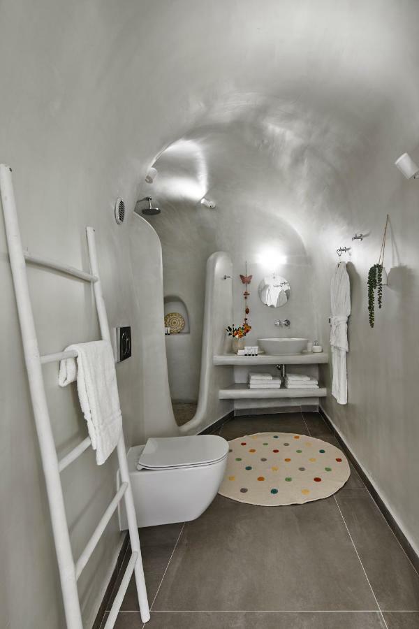 Mellow Luxury Cave Appartement Oía Buitenkant foto