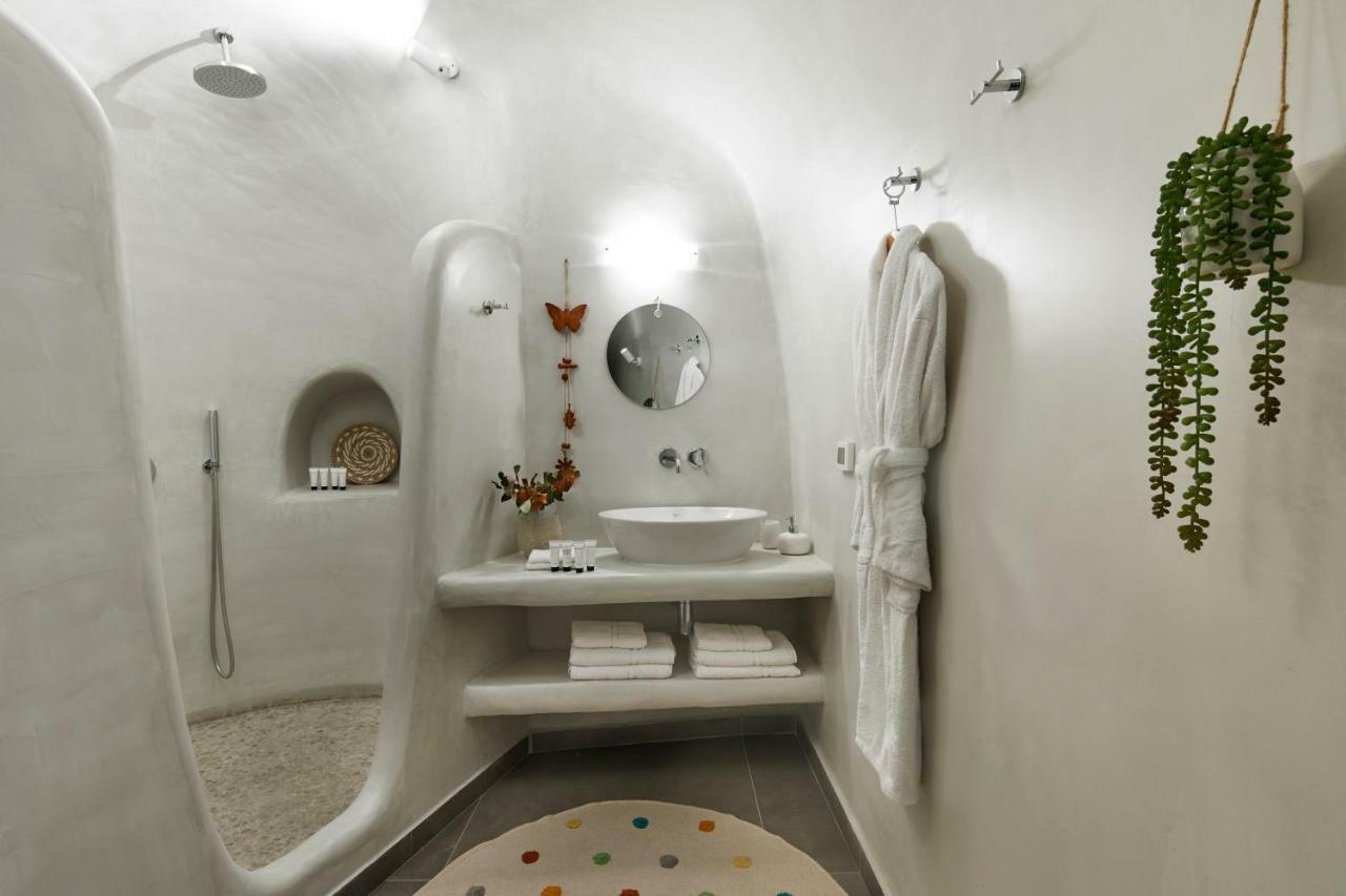 Mellow Luxury Cave Appartement Oía Buitenkant foto