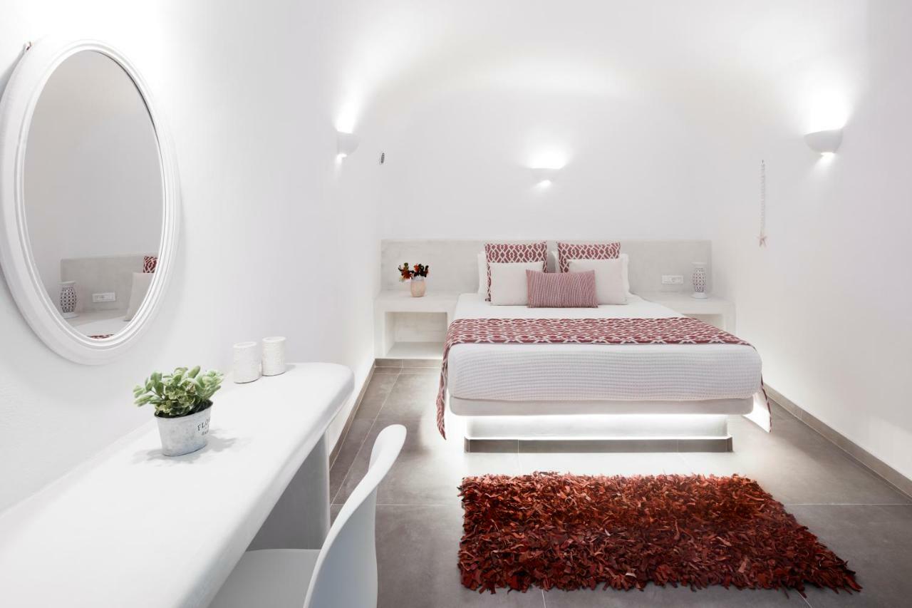 Mellow Luxury Cave Appartement Oía Buitenkant foto